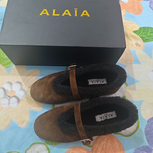 Alaia Shoes - Alaia Suede Mary Jane Flats